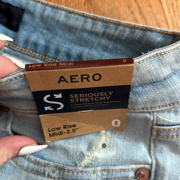 NWT aero Jean shorts - Picture 3 of 4
